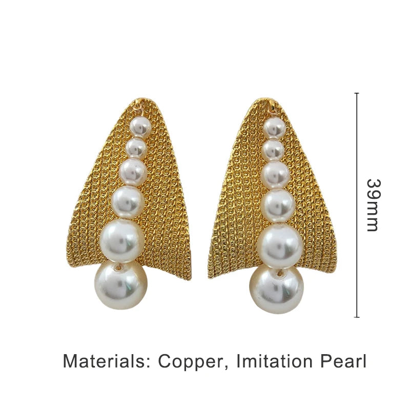 Geometric Metal Imitation Pearl Post Earrings