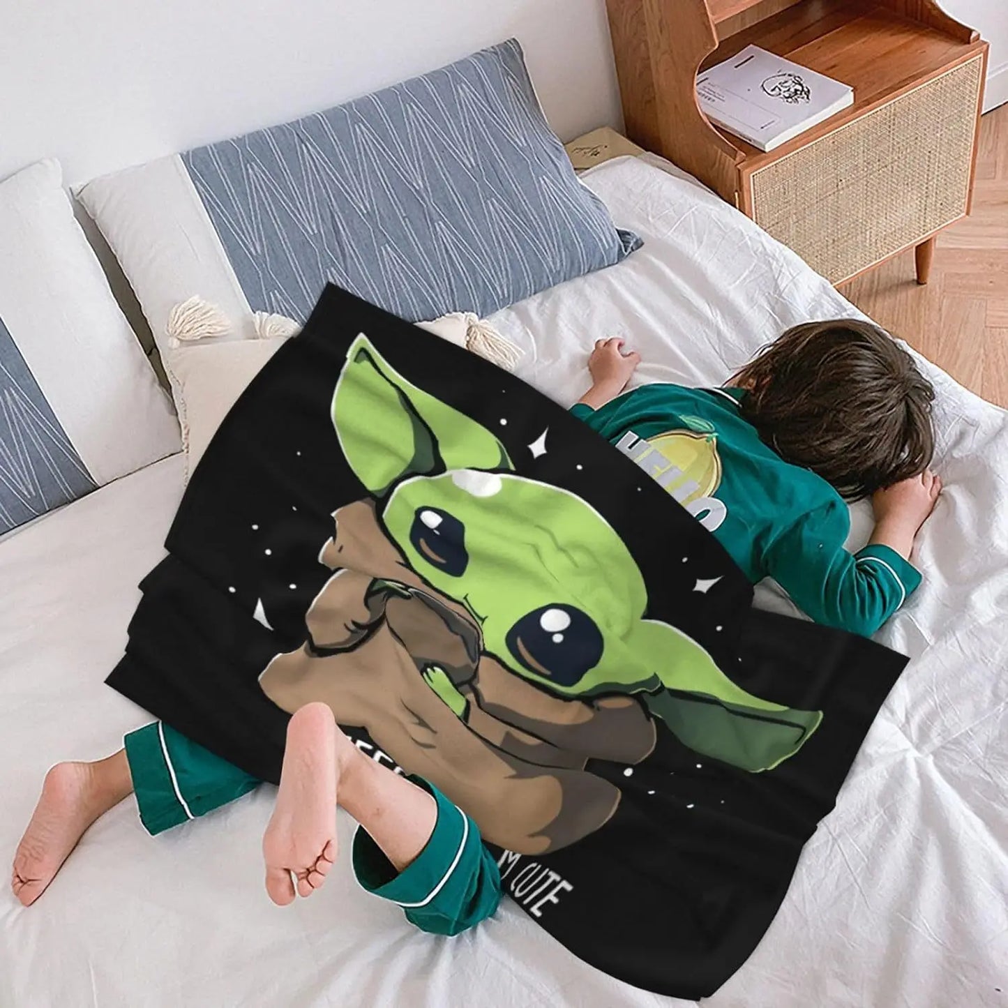 Baby yoda soft blanket