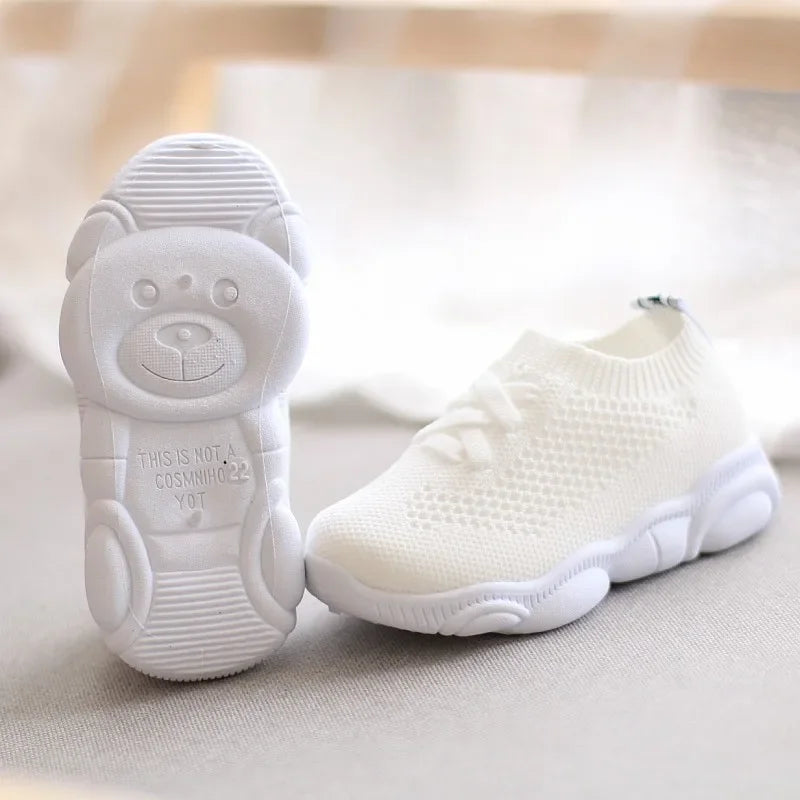Anti-slip soft bottom baby sneaker