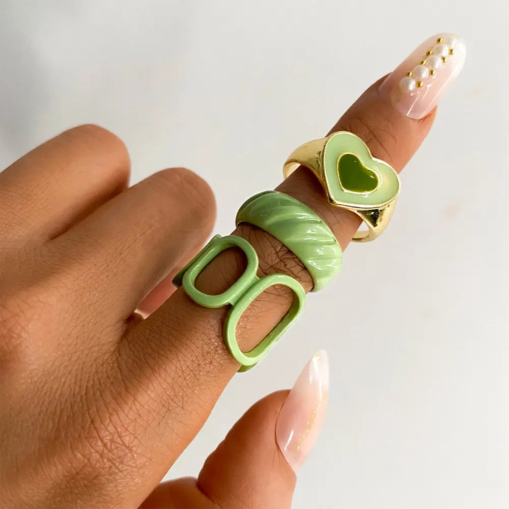 Vintage Green Embrace Rings Set