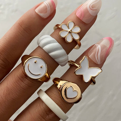 Vintage Green Embrace Rings Set