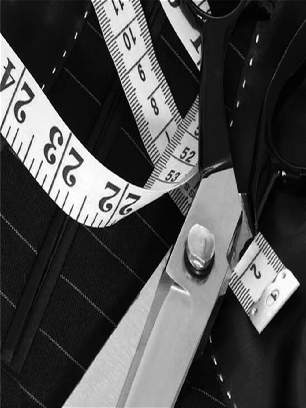 Elegant 2 piece plaid men suits