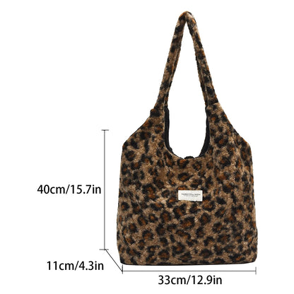 Leopard pattern plush handbag