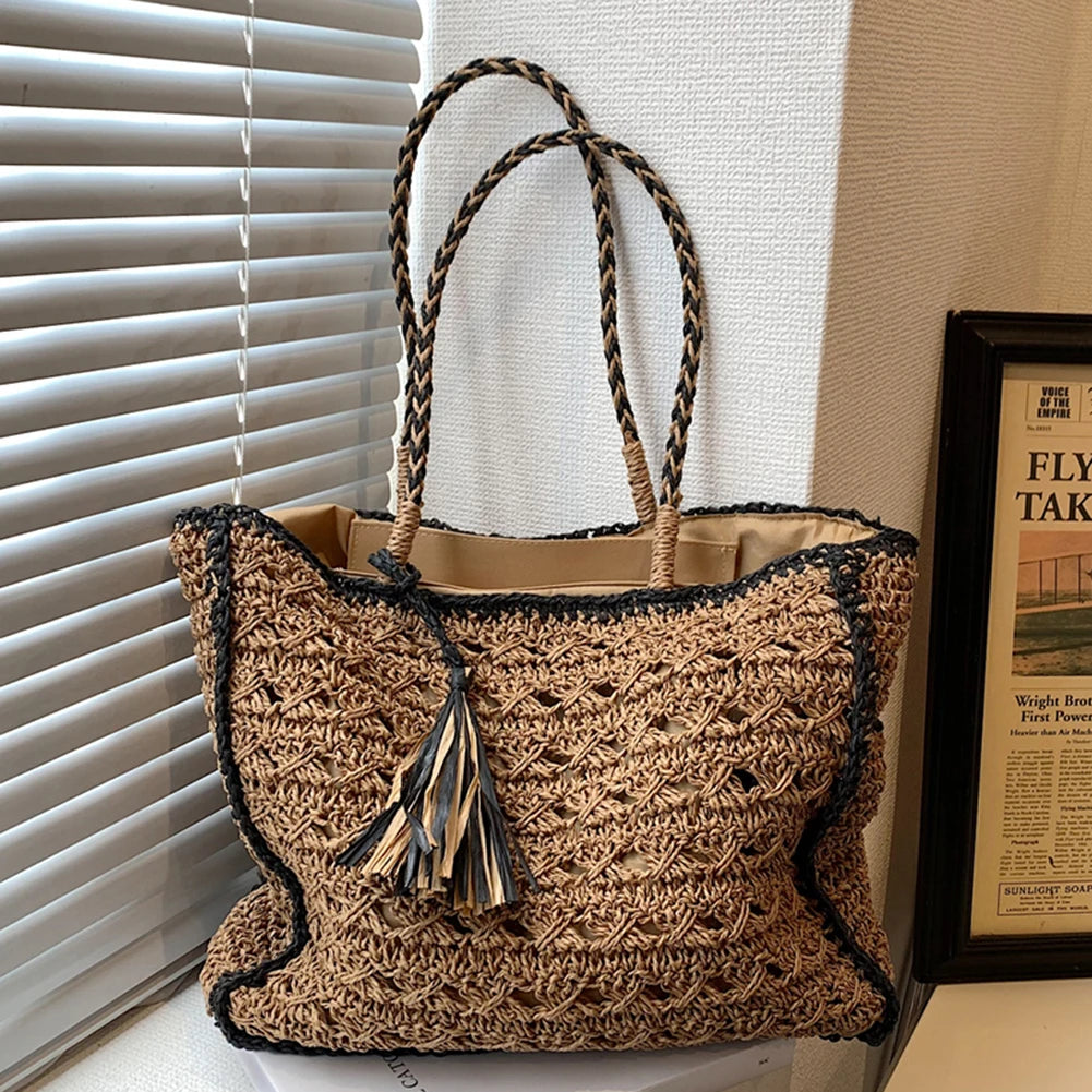 Hollow out tassel weaving straw handbag