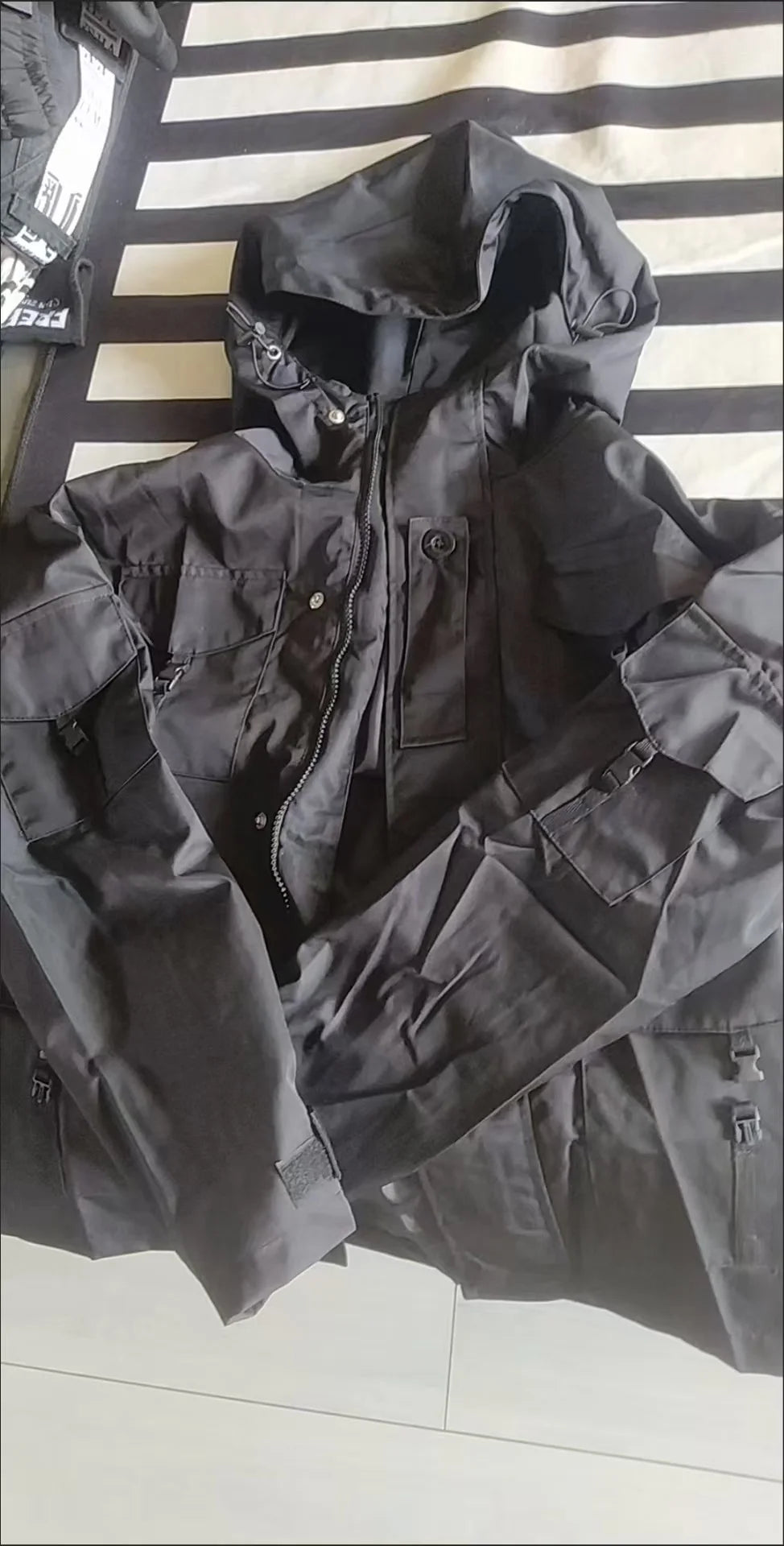 Winter retro multi-pocket waterproof jacket
