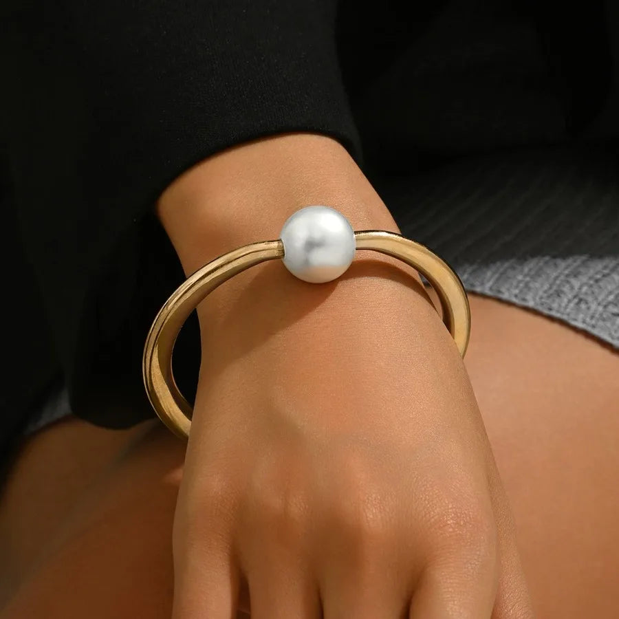 Electroplated Pearl Accent Bracelet
