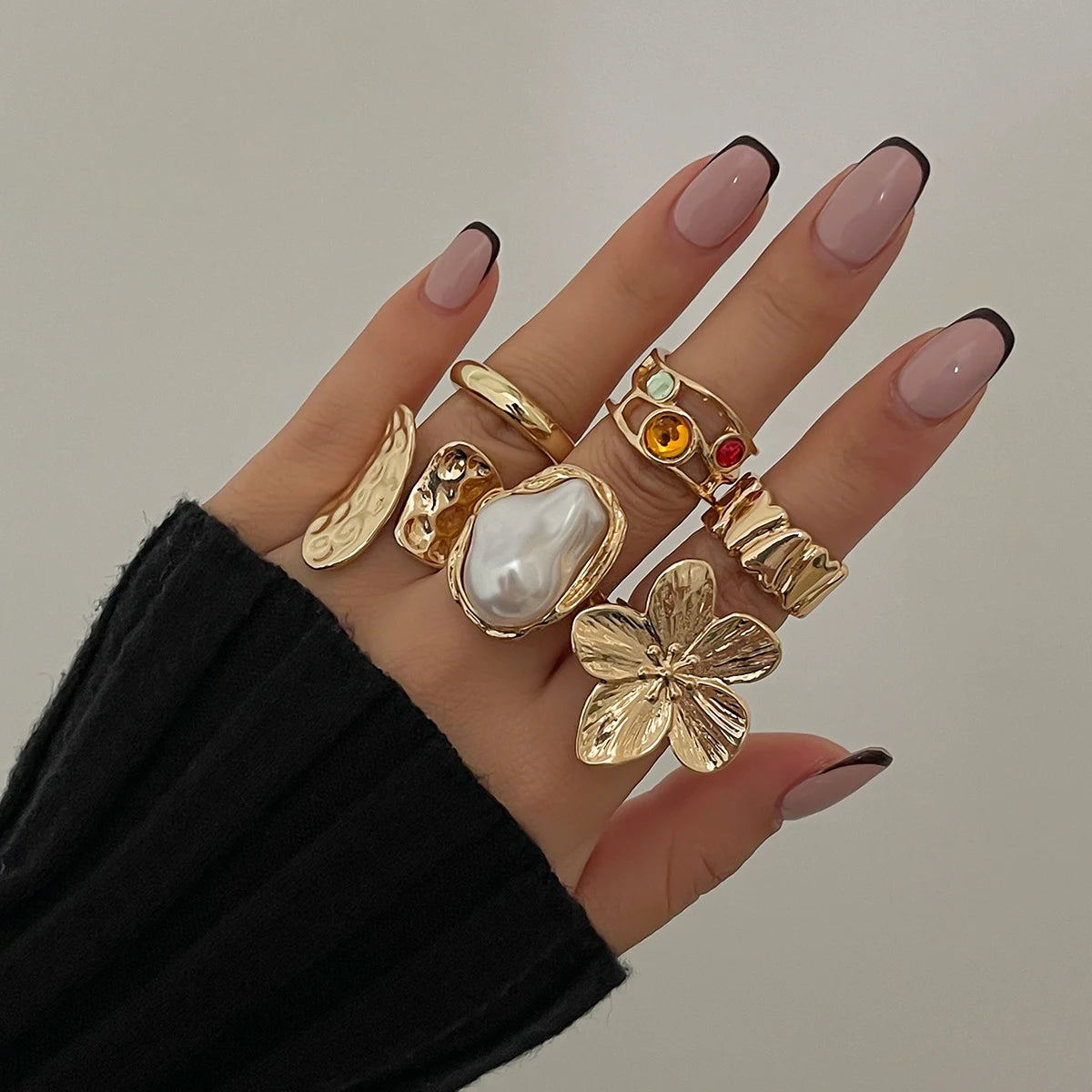 Exaggerated Metal Flower Open Rings