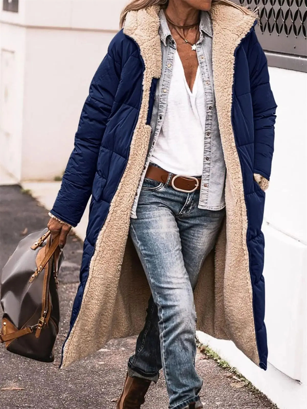 Ladies winter hooded quilted coat