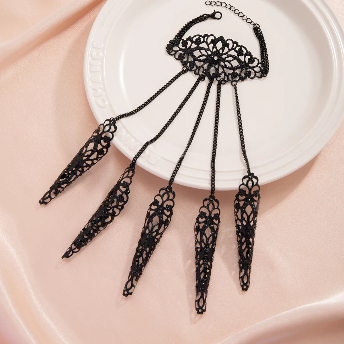 Creative Exaggerated Finger Wrist Chain Bracelets