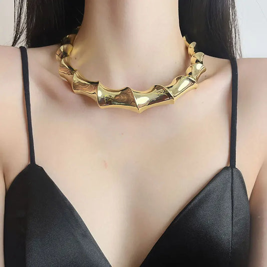 Heavy Exaggerated Metal Twisted Choker Necklace