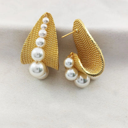 Geometric Metal Imitation Pearl Post Earrings