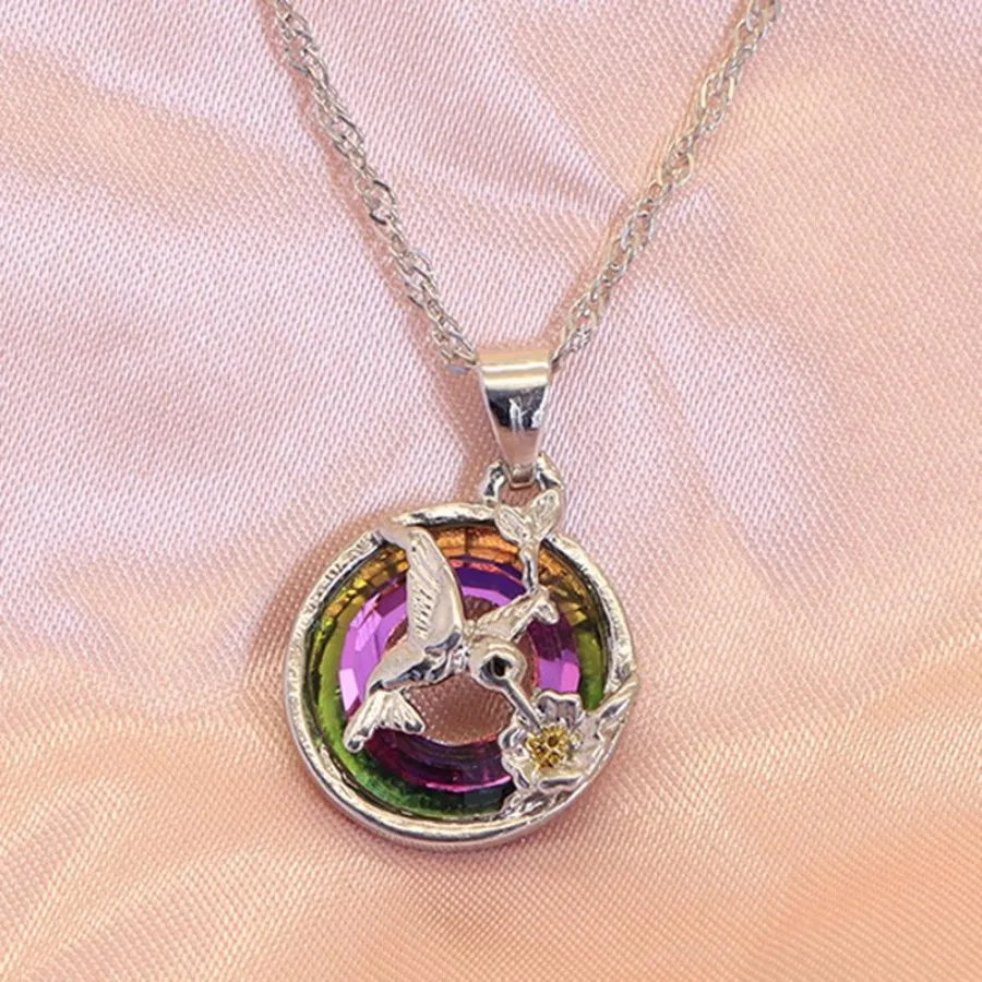Fashion Hummingbird Shaped Pendant Necklace