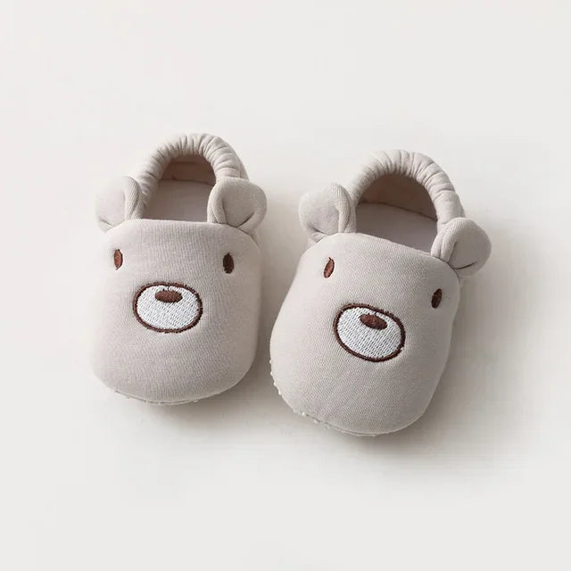 Non-slip children's floor shoes