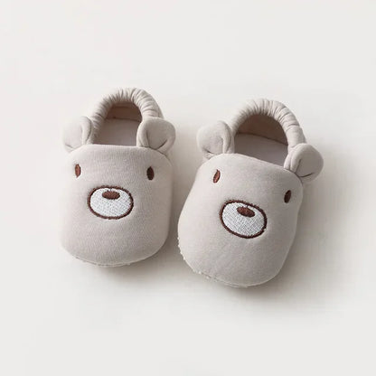 Non-slip children's floor shoes