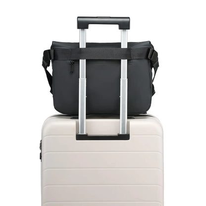 Waterproof unisex messenger bag