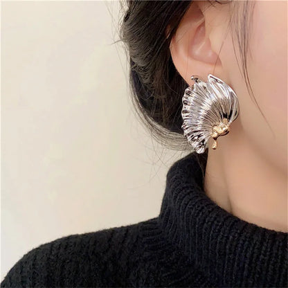 Asymmetry Wing Metal Earrings