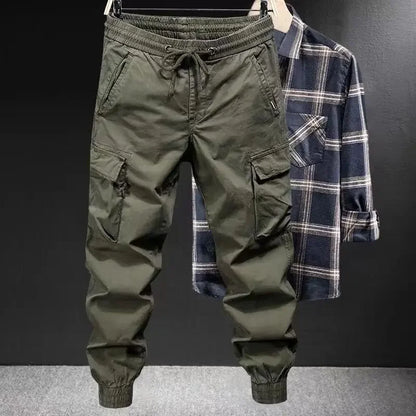 Trendy men's loose-fit cargo pants