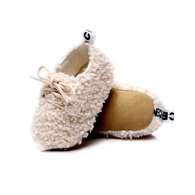 Plus velvet soft sole lace-up cotton shoes