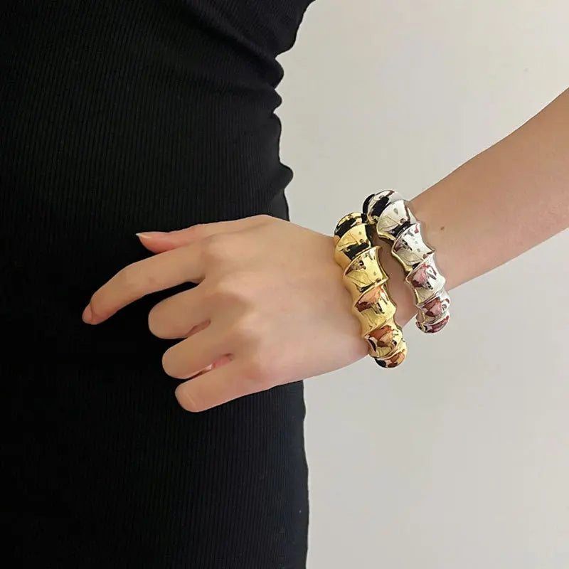 Heavy Exaggerated Metal Twisted Choker Necklace