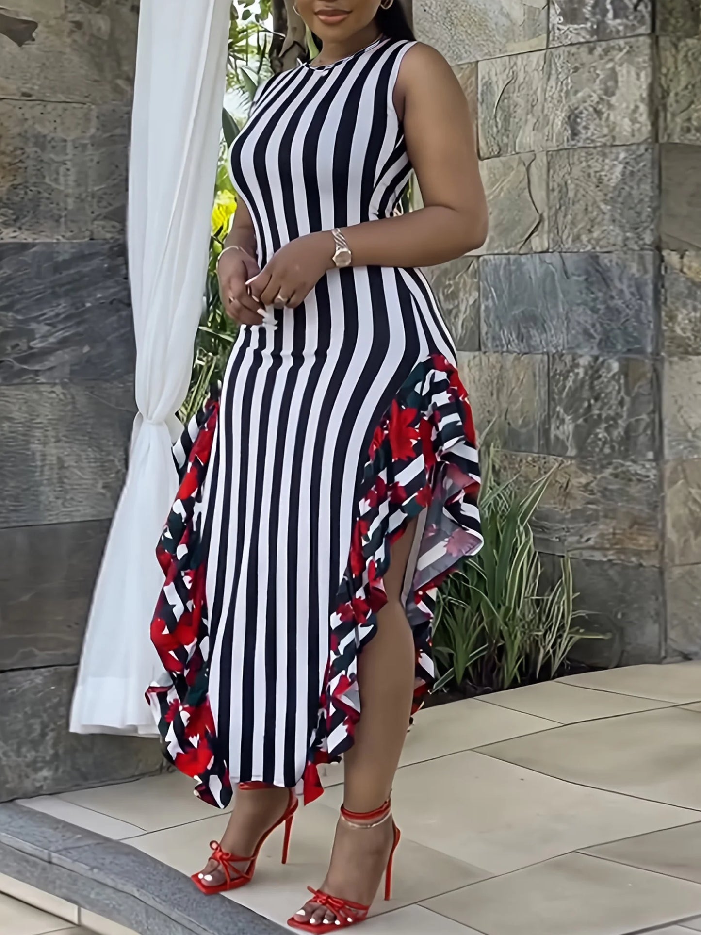 Plus size women's casual fashion sleeveless dress