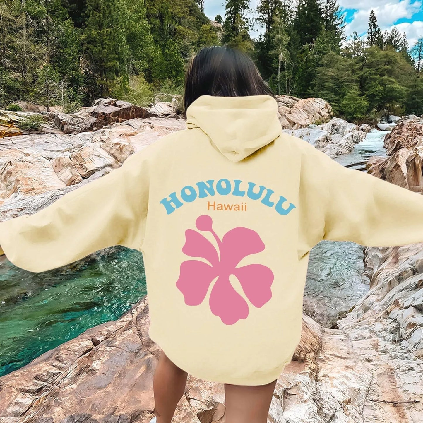 Women's fleece hooded flower embroidered sweatshirt