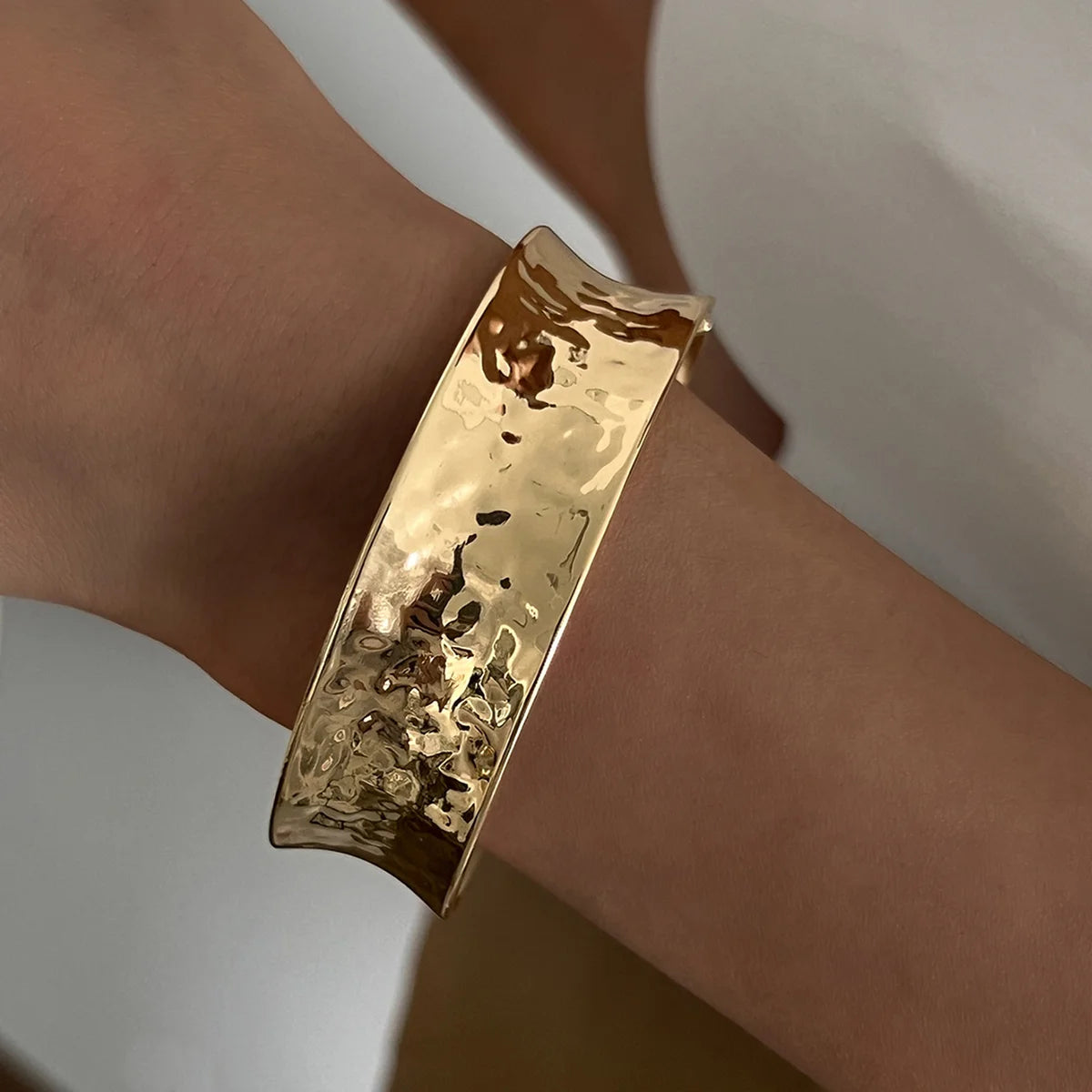Geometric Snake Shaped Open Bangles