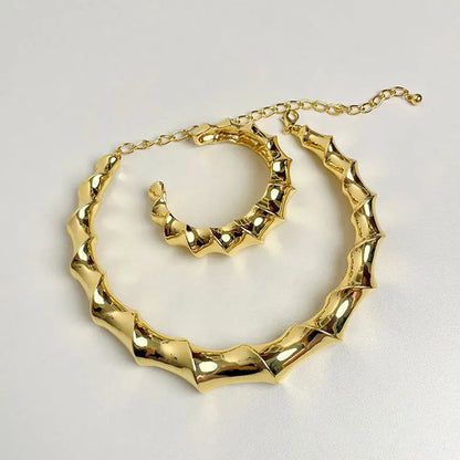 Heavy Exaggerated Metal Twisted Choker Necklace
