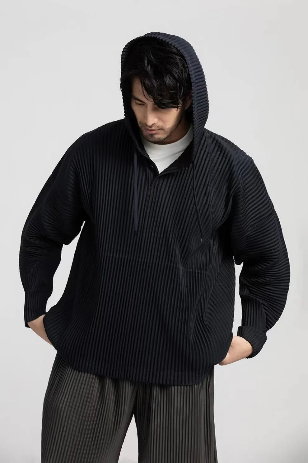 Breathable loose drawstring pleated hoodies