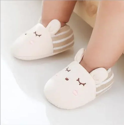 Non-slip children's floor shoes