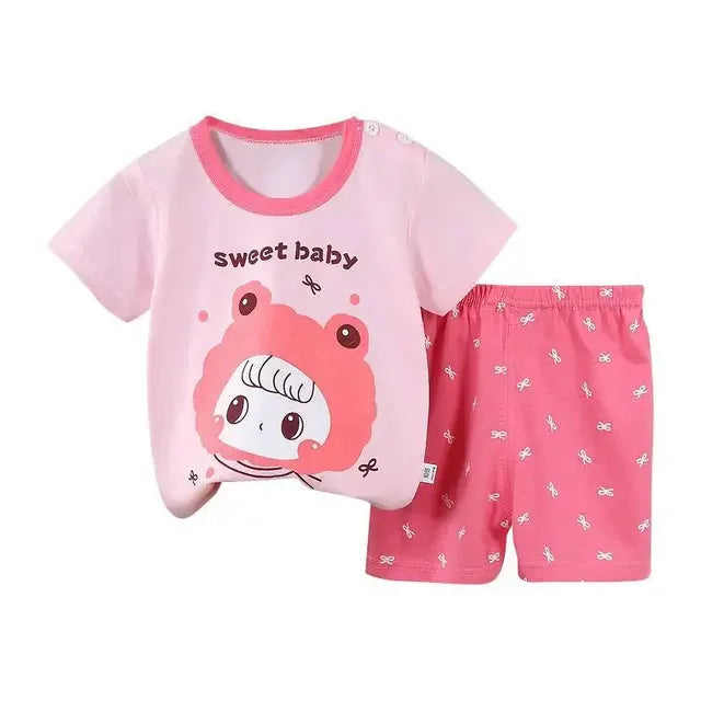 Designers baby clothing set